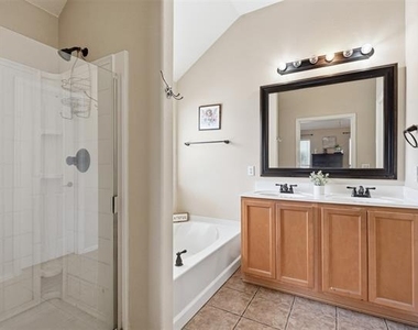 1218 Inglewood Drive - Photo Thumbnail 22