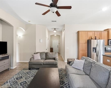 1218 Inglewood Drive - Photo Thumbnail 6