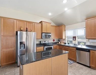 1218 Inglewood Drive - Photo Thumbnail 11