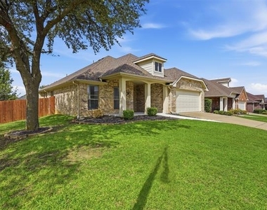 1218 Inglewood Drive - Photo Thumbnail 3