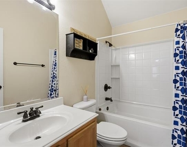 1218 Inglewood Drive - Photo Thumbnail 16