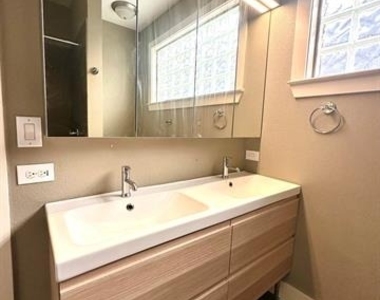 1320 May Street - Photo Thumbnail 12
