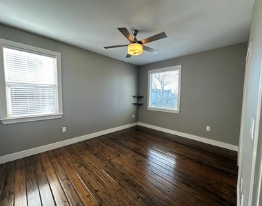 1320 May Street - Photo Thumbnail 11