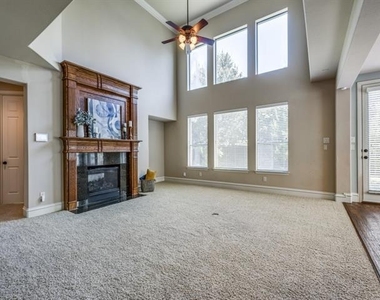 832 Hidden Springs Court - Photo Thumbnail 4