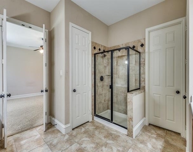 832 Hidden Springs Court - Photo Thumbnail 18