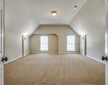 832 Hidden Springs Court - Photo Thumbnail 24