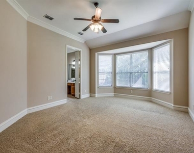832 Hidden Springs Court - Photo Thumbnail 15
