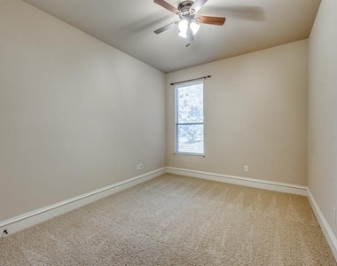 832 Hidden Springs Court - Photo Thumbnail 20
