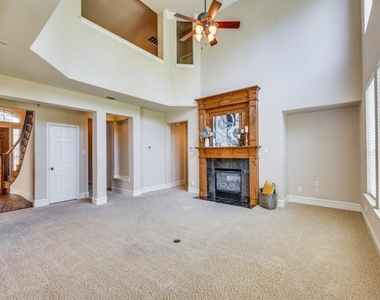 832 Hidden Springs Court - Photo Thumbnail 6