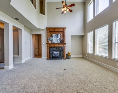 832 Hidden Springs Court - Photo Thumbnail 5