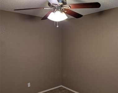 700 Flamingo Drive - Photo Thumbnail 11