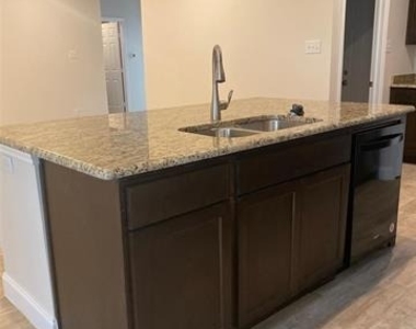 2202 Jones Street - Photo Thumbnail 8