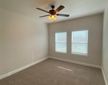 2202 Jones Street - Photo Thumbnail 14