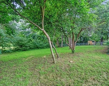 118 E Florence Street - Photo Thumbnail 2