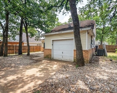 10323 Budtime Lane - Photo Thumbnail 27