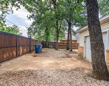 10323 Budtime Lane - Photo Thumbnail 26
