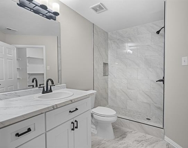 10323 Budtime Lane - Photo Thumbnail 14