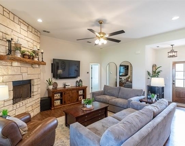 158 Cypress Hill Drive - Photo Thumbnail 9