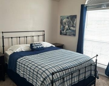 5005 Shadowood Trail - Photo Thumbnail 19