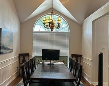 5005 Shadowood Trail - Photo Thumbnail 11