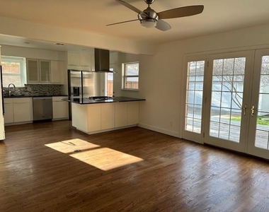 7017 Haverford Road - Photo Thumbnail 14