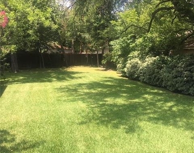 7017 Haverford Road - Photo Thumbnail 13