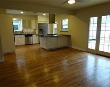 7017 Haverford Road - Photo Thumbnail 4