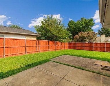 1926 Rambling Ridge Lane - Photo Thumbnail 23