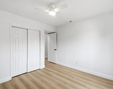 1926 Rambling Ridge Lane - Photo Thumbnail 11