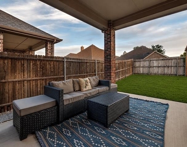 3129 Maverick Drive - Photo Thumbnail 27