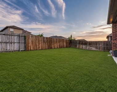 3129 Maverick Drive - Photo Thumbnail 34