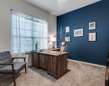 3129 Maverick Drive - Photo Thumbnail 5