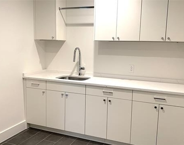 4420 Abbott Avenue - Photo Thumbnail 22