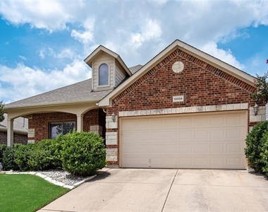 10005 Butte Meadows Drive - Photo Thumbnail 5