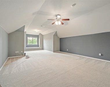 10005 Butte Meadows Drive - Photo Thumbnail 25