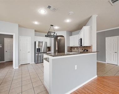 10005 Butte Meadows Drive - Photo Thumbnail 13