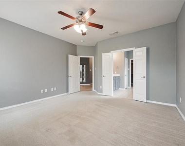 10005 Butte Meadows Drive - Photo Thumbnail 17