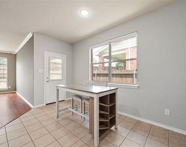 10005 Butte Meadows Drive - Photo Thumbnail 15
