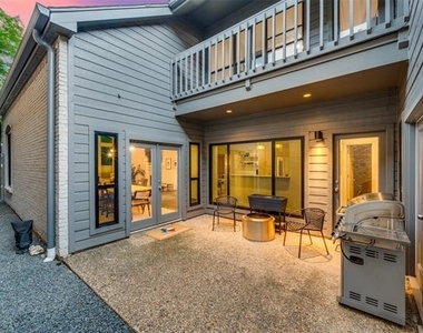5957 Lindenshire Lane - Photo Thumbnail 13