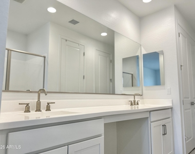 35991 W San Clemente Avenue - Photo Thumbnail 11