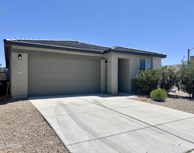 35991 W San Clemente Avenue - Photo Thumbnail 1