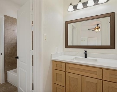 11523 Westlawn Lane - Photo Thumbnail 26