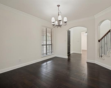 11523 Westlawn Lane - Photo Thumbnail 13