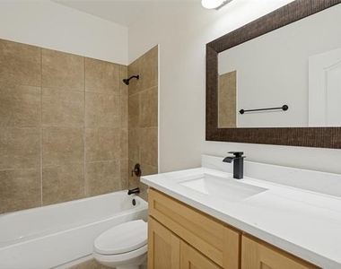11523 Westlawn Lane - Photo Thumbnail 18