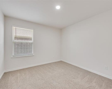 727 Dove Haven Way - Photo Thumbnail 20