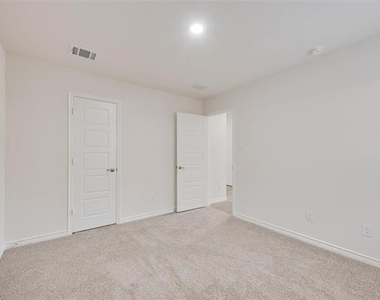 727 Dove Haven Way - Photo Thumbnail 21