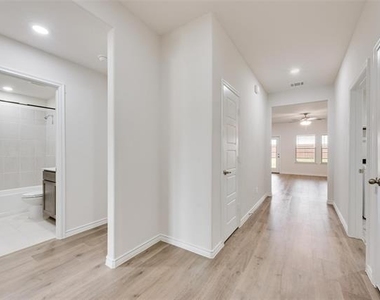 727 Dove Haven Way - Photo Thumbnail 5