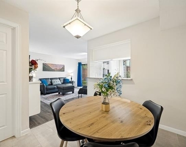 5626 Preston Oaks Road - Photo Thumbnail 6