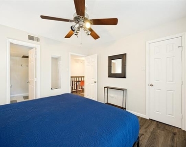 5626 Preston Oaks Road - Photo Thumbnail 11