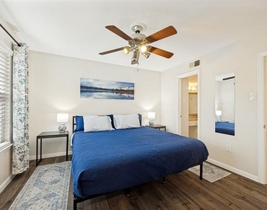 5626 Preston Oaks Road - Photo Thumbnail 10
